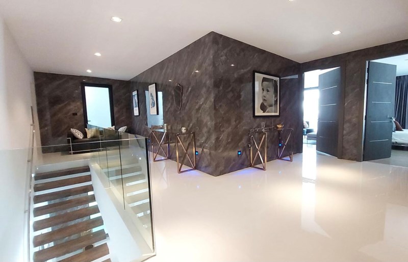 House 3 - 