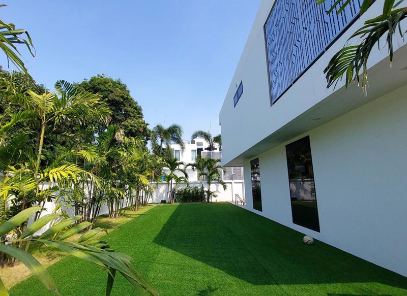 House 3 - 